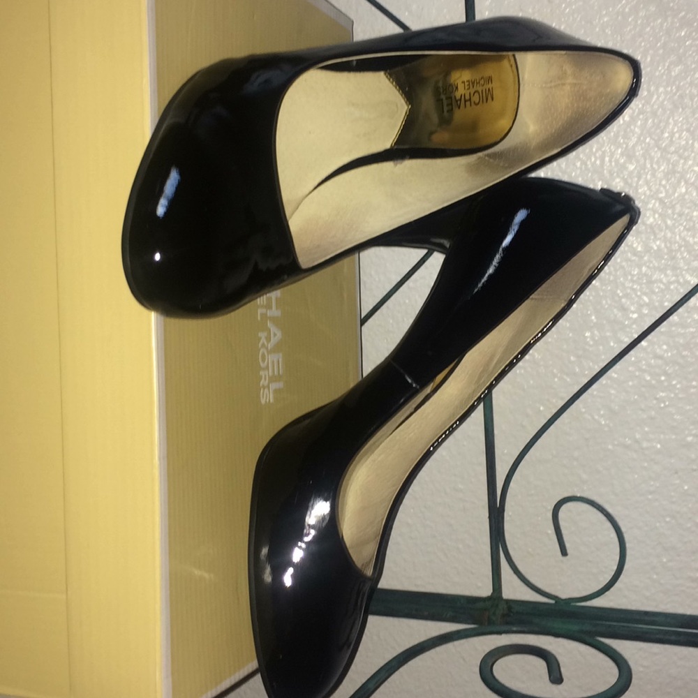 Michael Koras heels